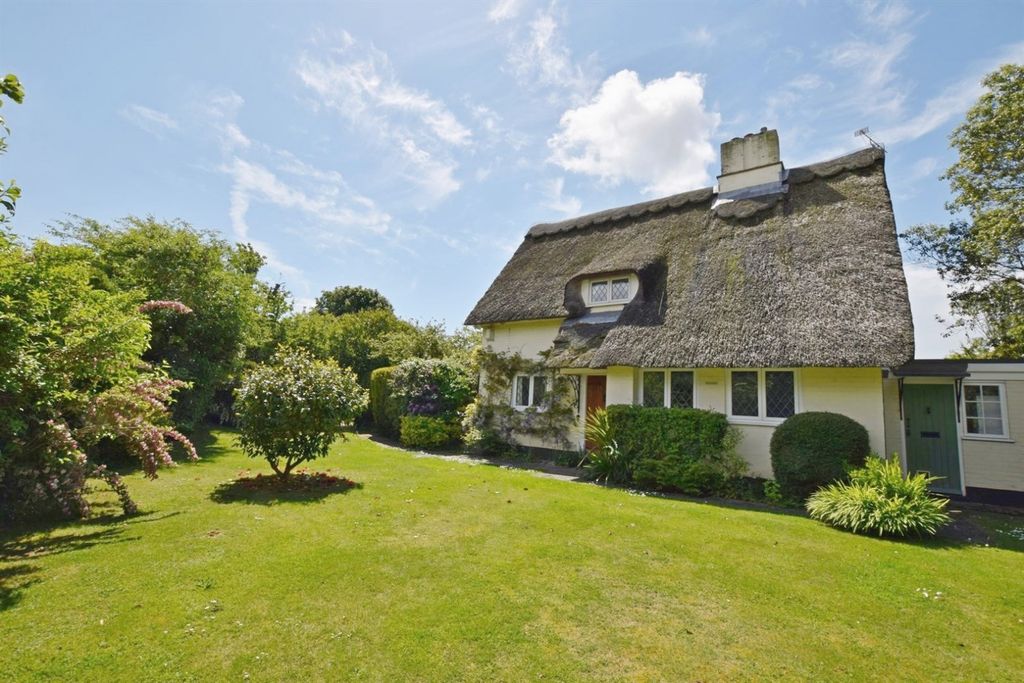 Property photo 1 of 10 (Main)