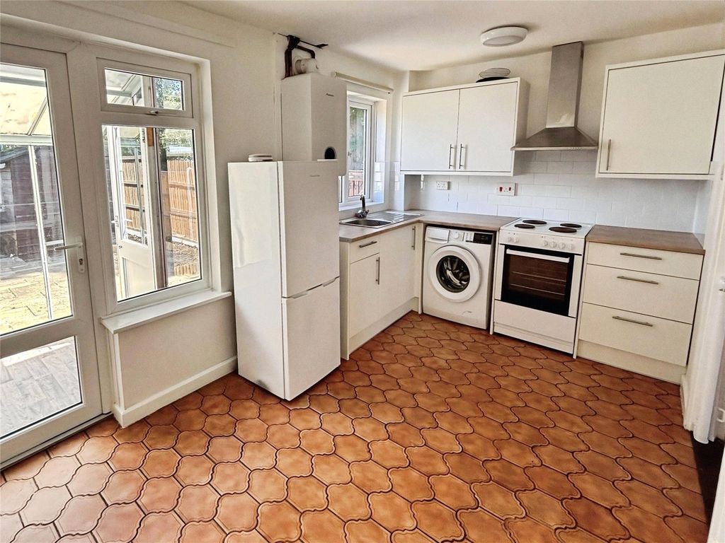 Property photo 2 of 14 Picture No. 36