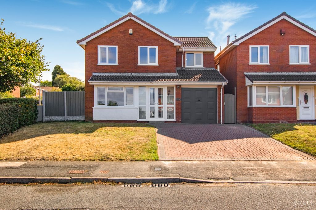 Property photo 1 of 39 4481453