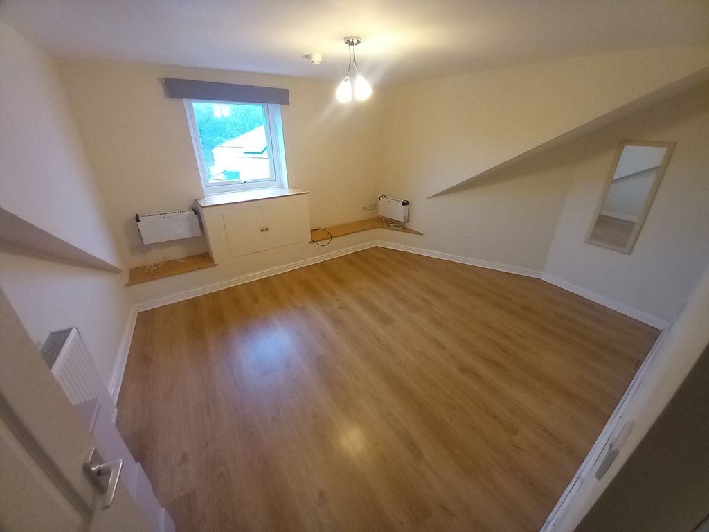 Additional image 6 of 2 bed mews to rentHigh Street, Bangor LL57