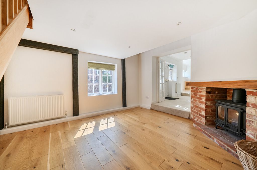 Property photo 3 of 14 1511590-8-6A8733B...