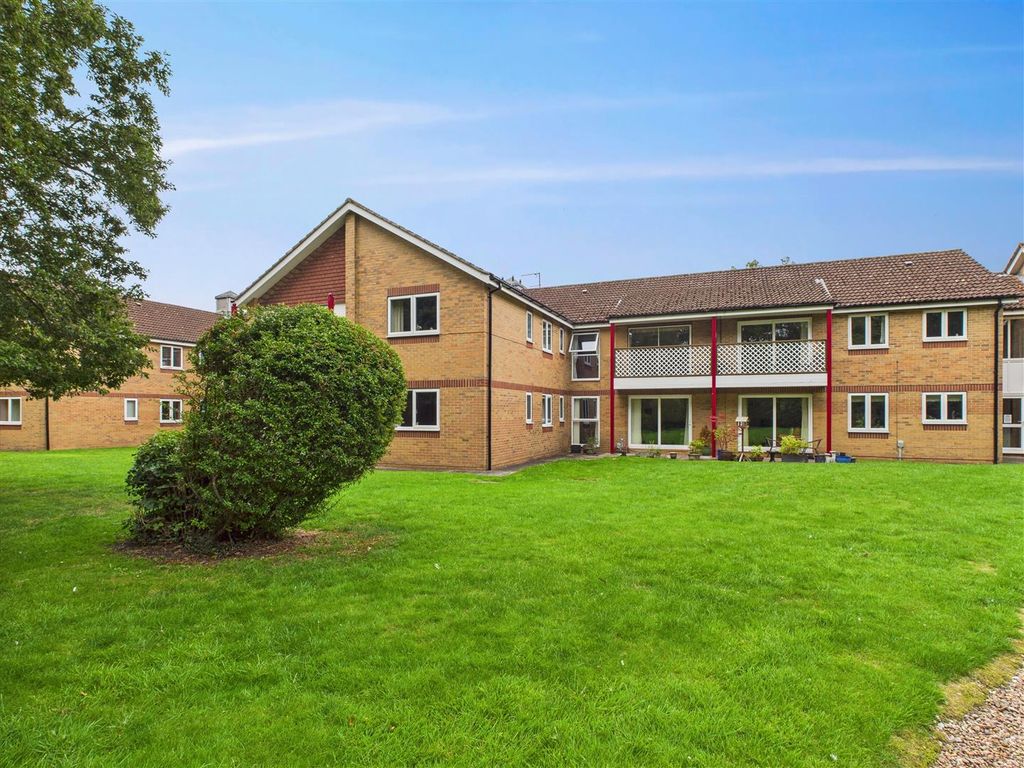 Property photo 2 of 15