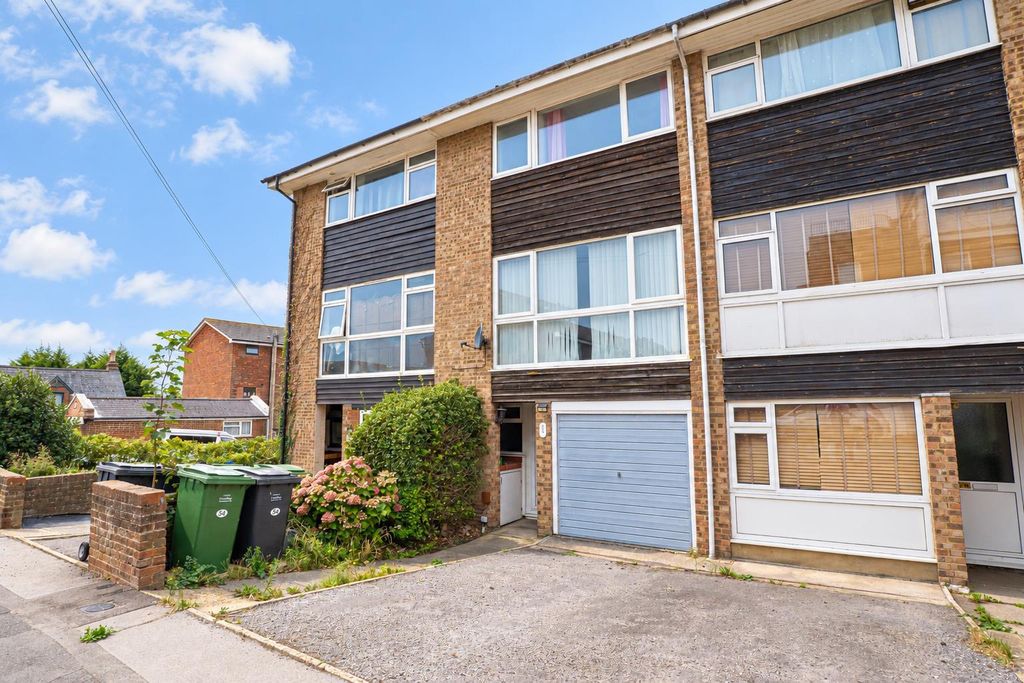 Property photo 1 of 15 84c340c0-A626-4A9E-93c4-600575Ab1562.Png