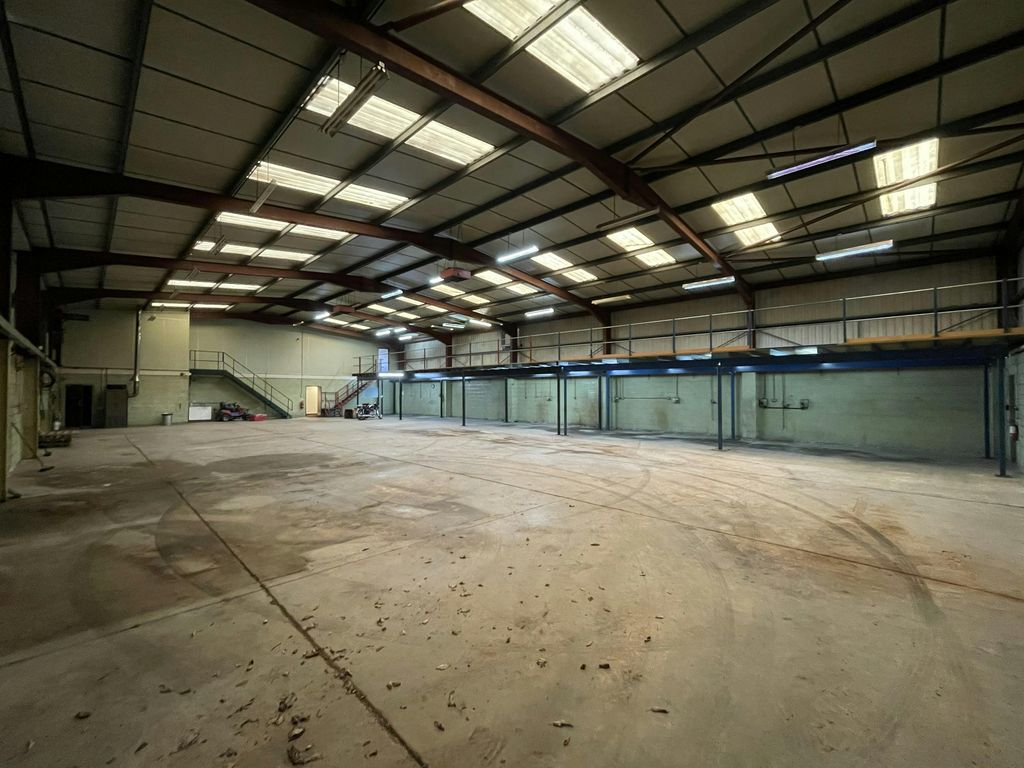 Property photo 2 of 6 Second.Jpg