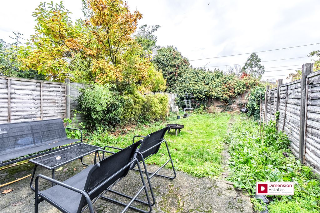 Property photo 3 of 13