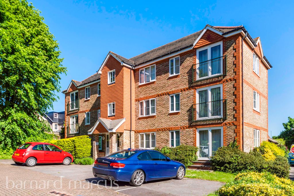 Property photo 1 of 7 Exterior