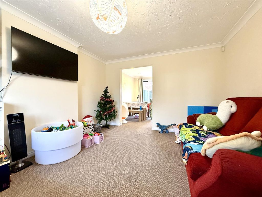 Property photo 2 of 14 2