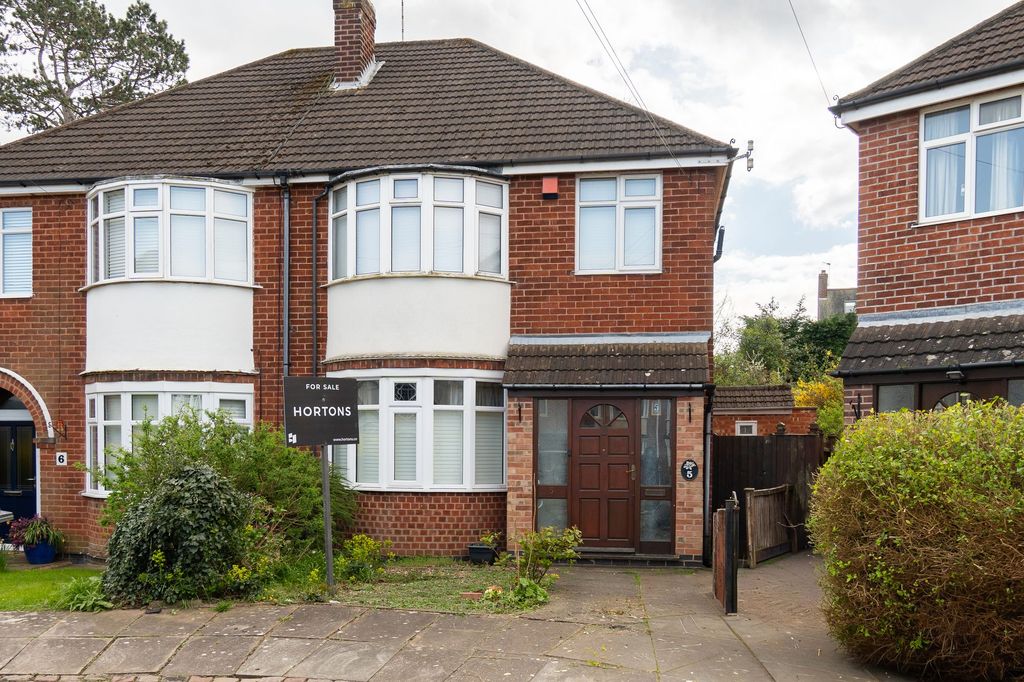 Property photo 1 of 28