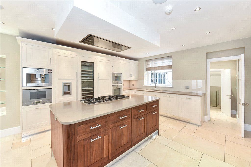 Property photo 2 of 18 Picture No. 31