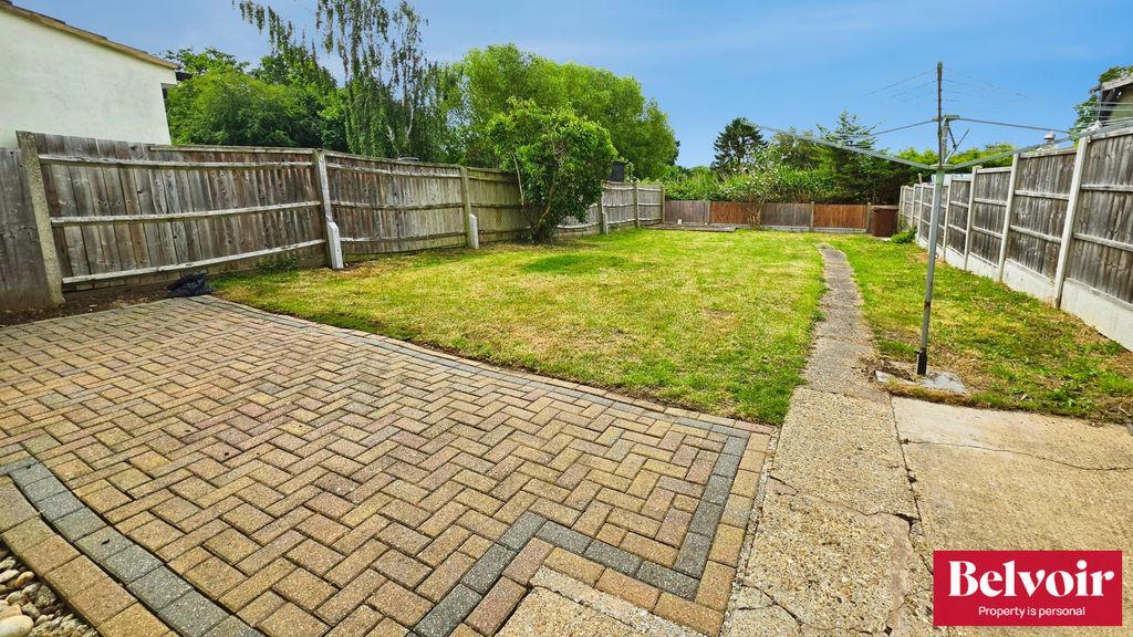 Property photo 3 of 18