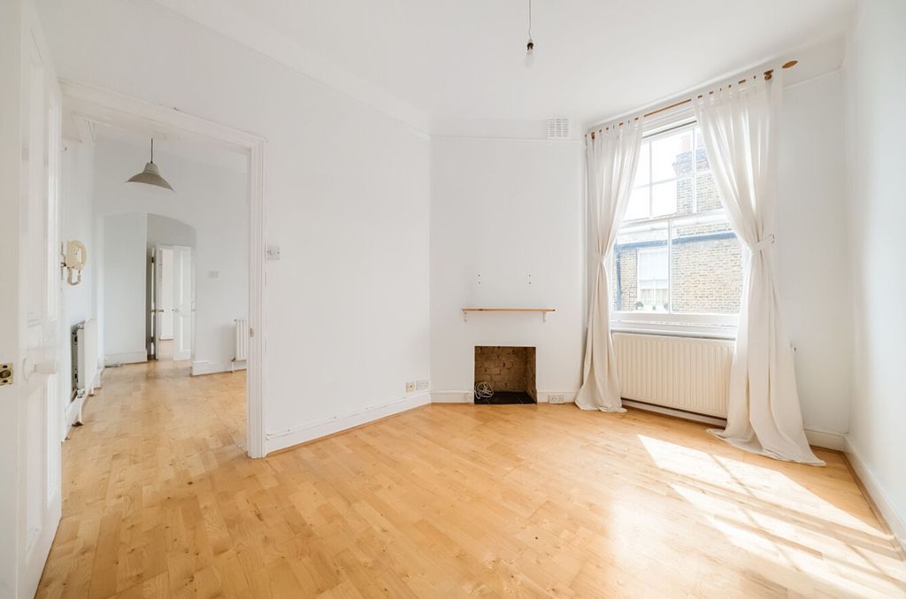 Property photo 3 of 20