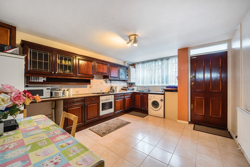 Property photo 1 of 15 Picture No. 13