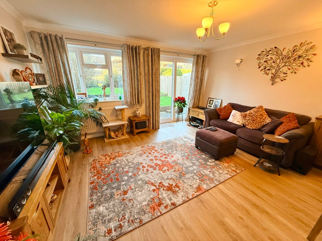 Property photo 3 of 8