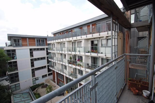 Property photo 2 of 8