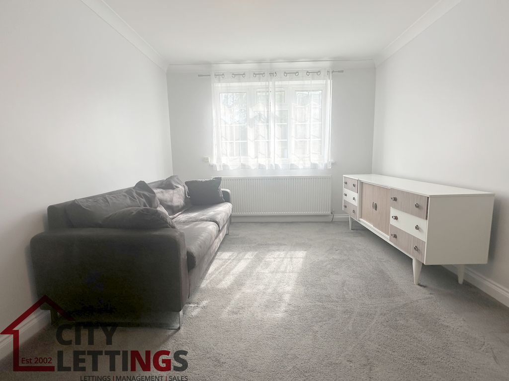 Property photo 2 of 13 Img_3821