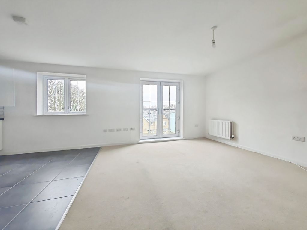 Property photo 3 of 11 Pbox-Img.Jpg