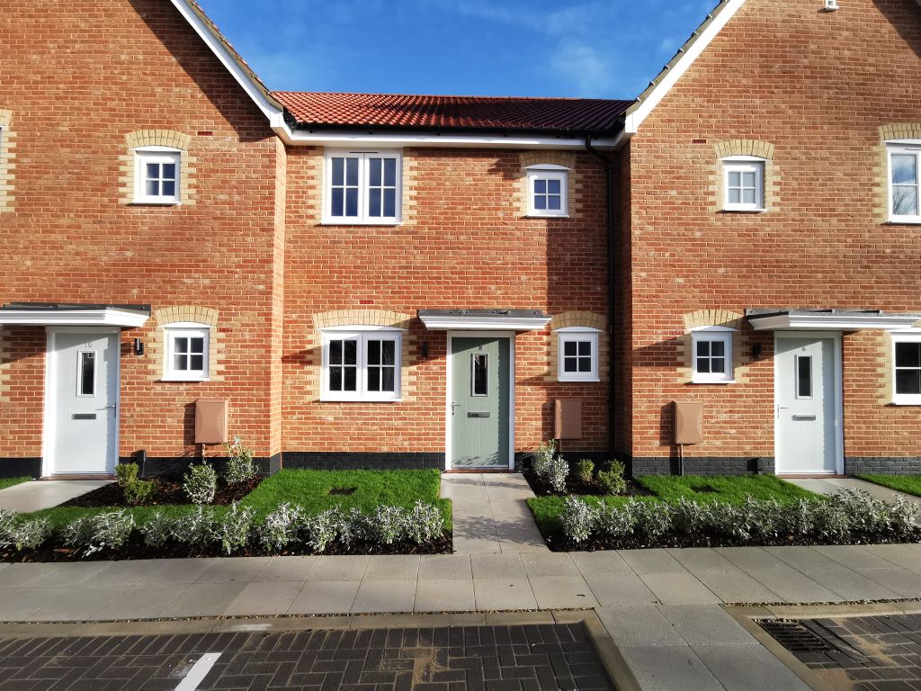 Property photo 1 of 8