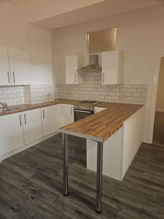 Property photo 2 of 10 Photo 2