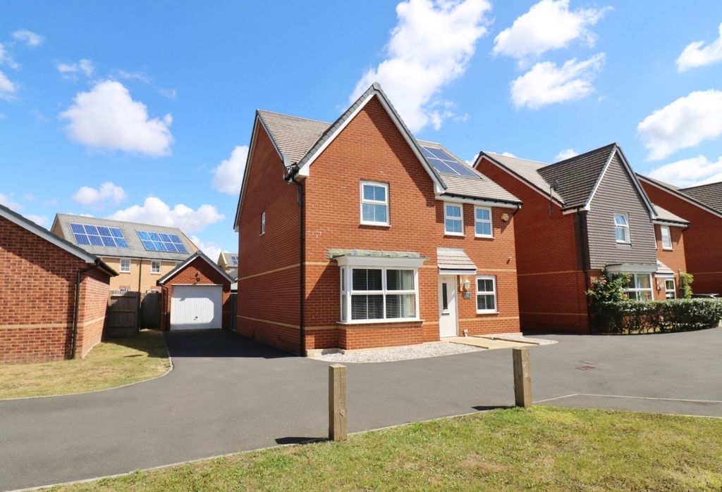 Property photo 1 of 24