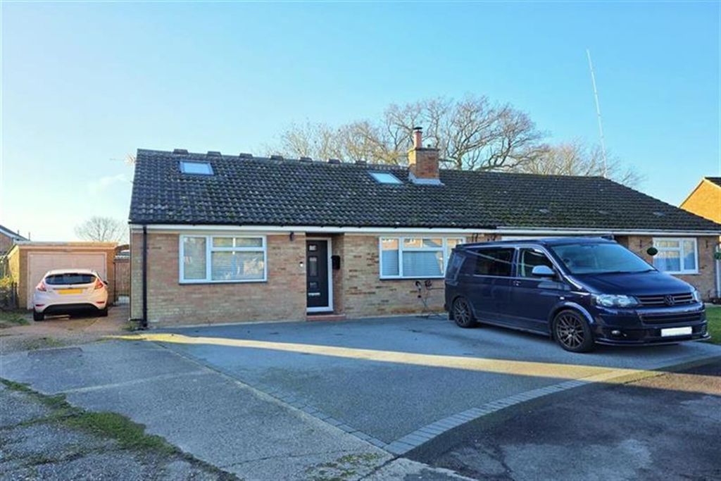 Property photo 3 of 25 (Main)