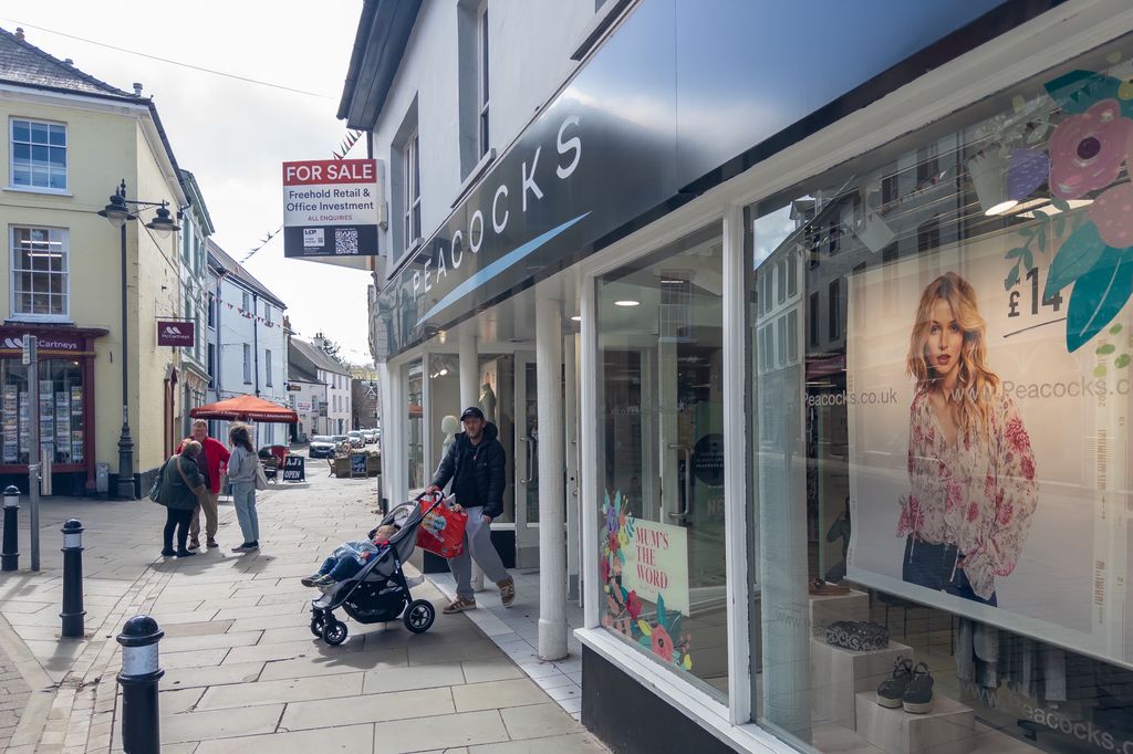 Property photo 2 of 29