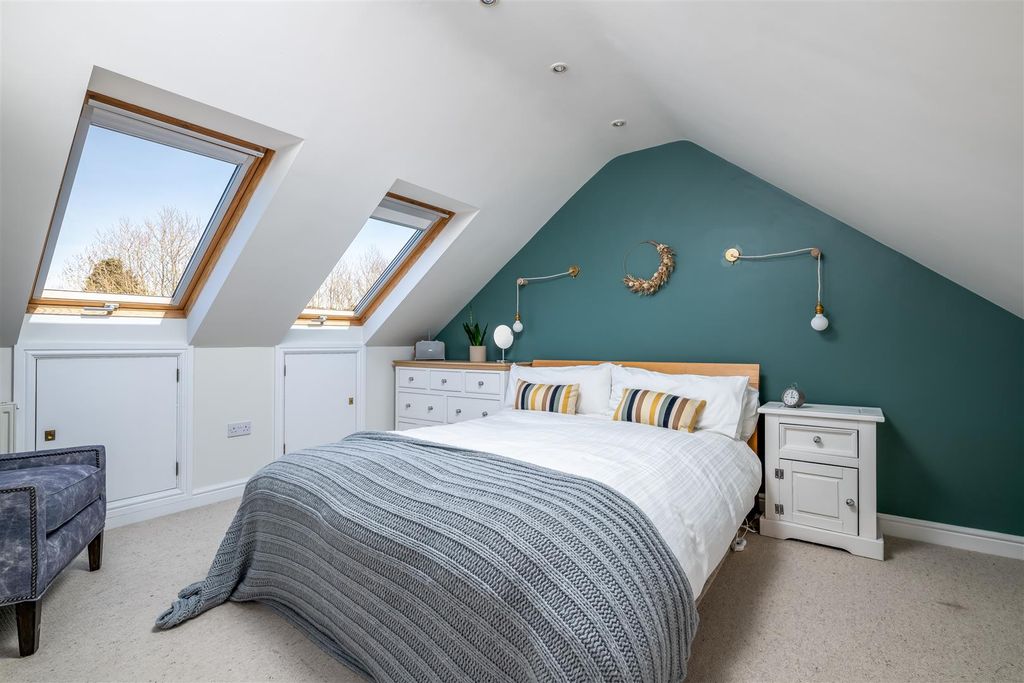 Additional image 16 of 5 bed semi-detached house for saleCastle Road, Bedford MK40