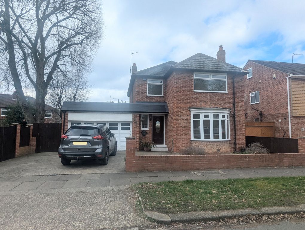 Property photo 1 of 18