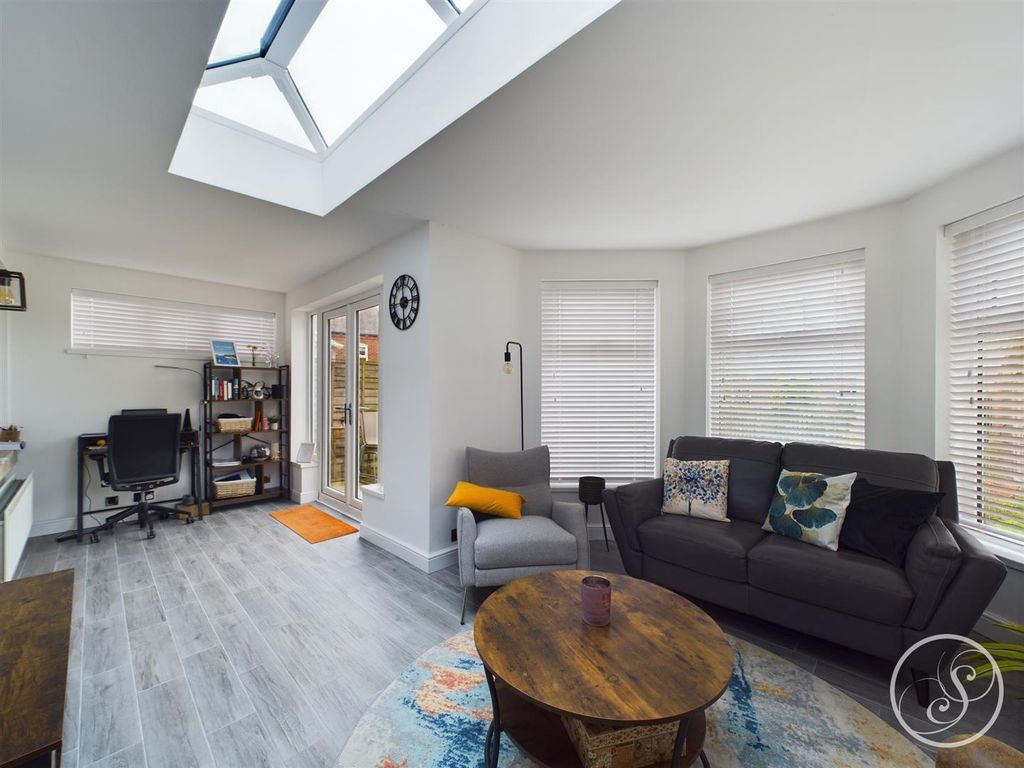 Property photo 2 of 35 Second Sitting Room