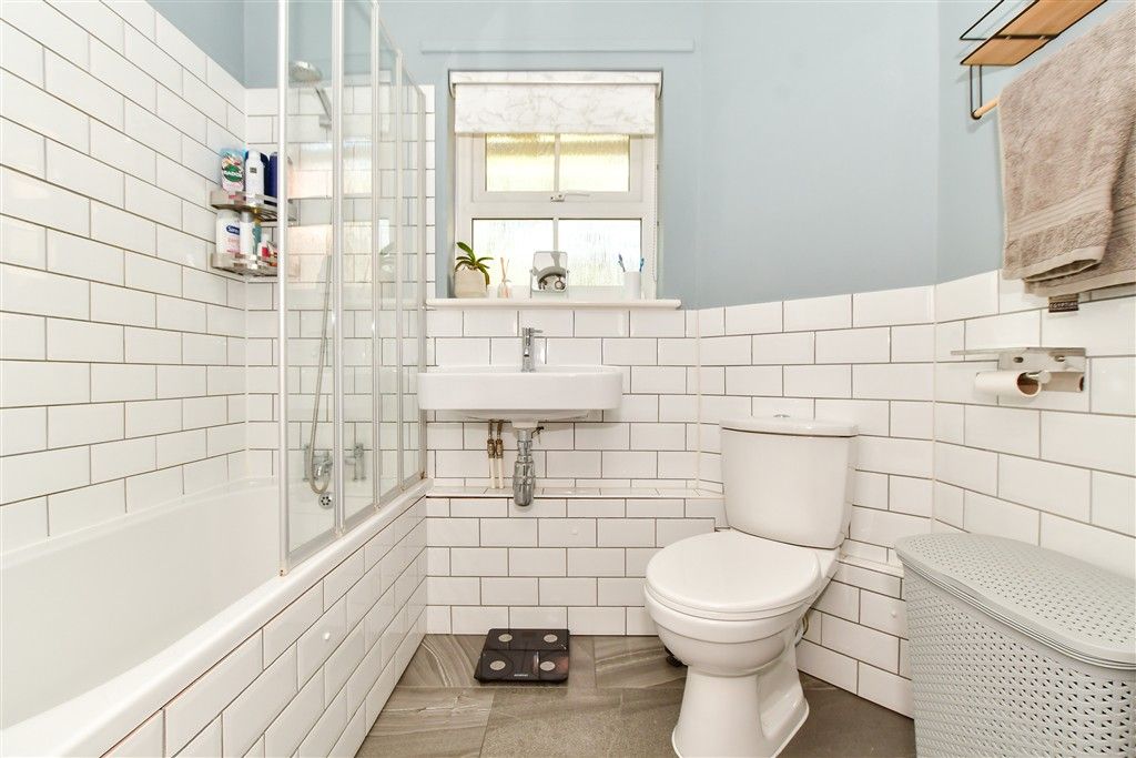 Property photo 3 of 5 Bathroom