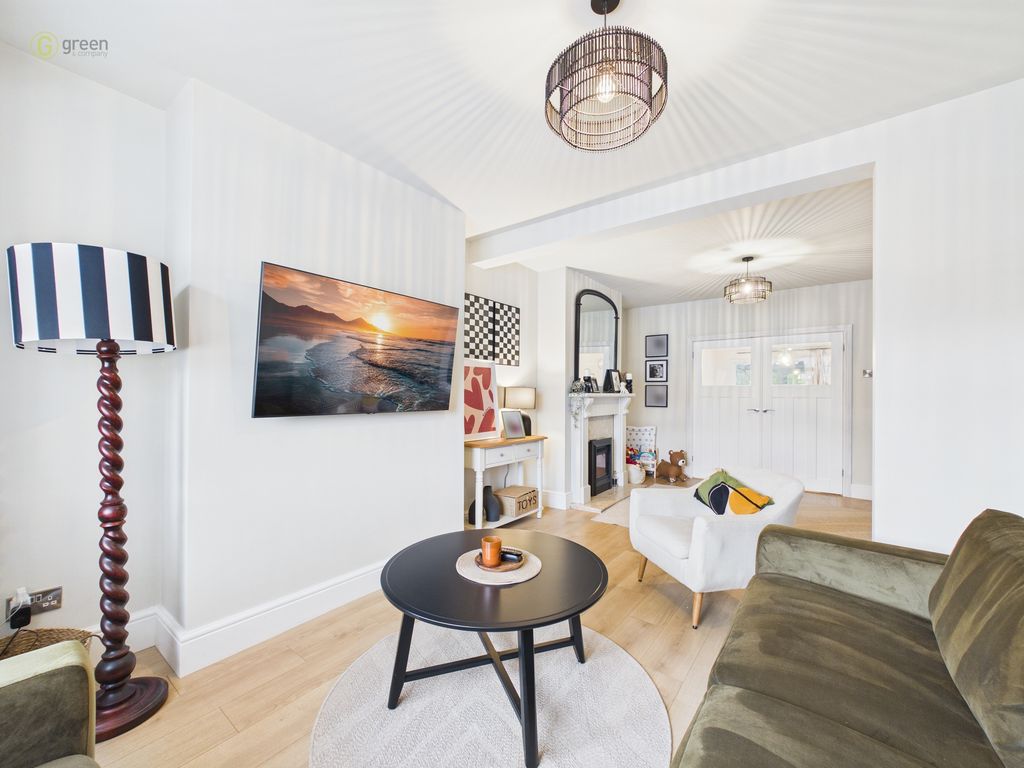 Property photo 3 of 20 Cam04914G0Pr0357Still006