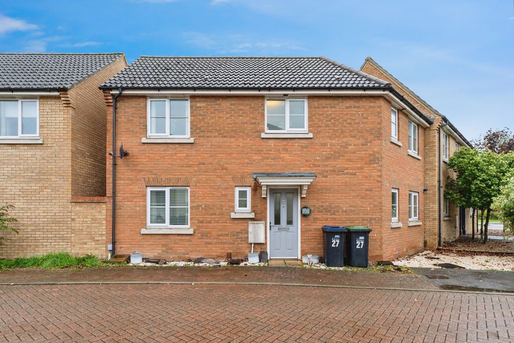 Property photo 1 of 16 Front