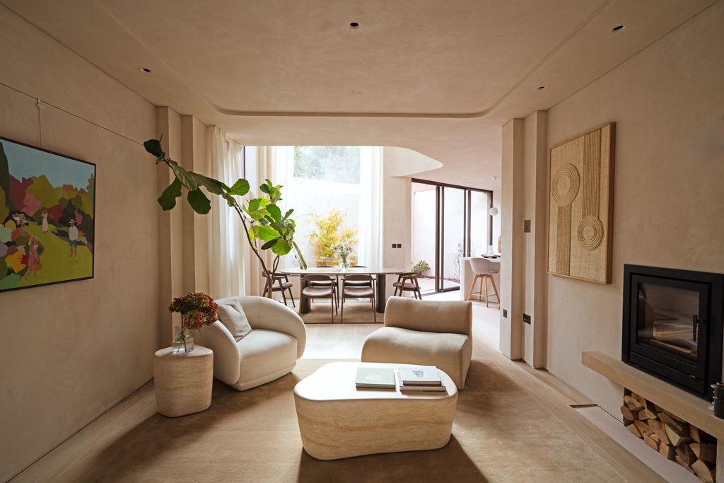 Property photo 3 of 29 316950 - Raw01373.Jpg