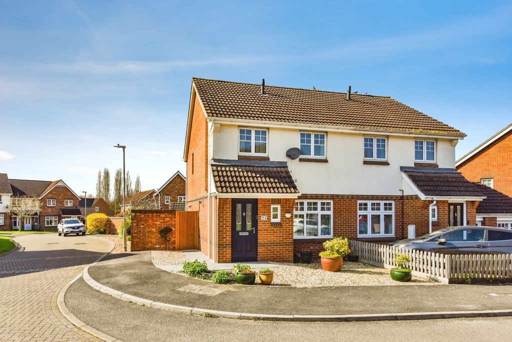 Property photo 1 of 20