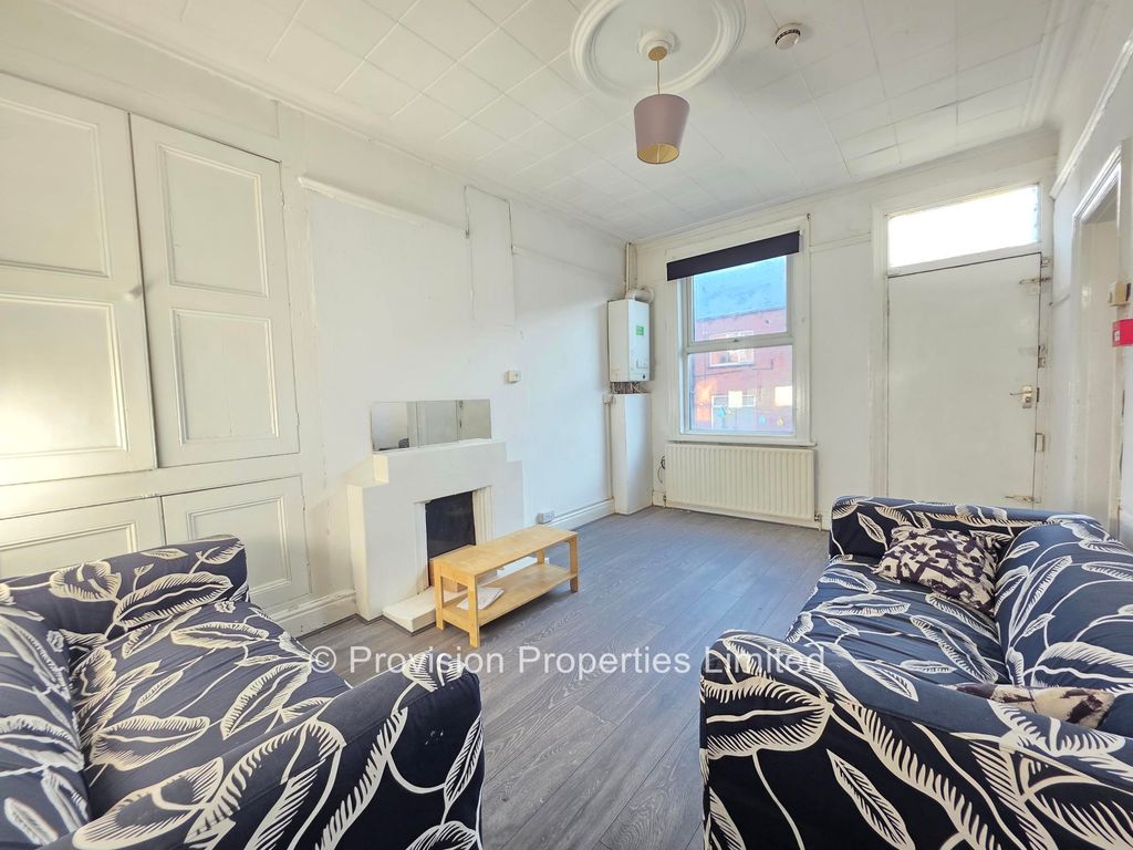 Property photo 1 of 12 Photo