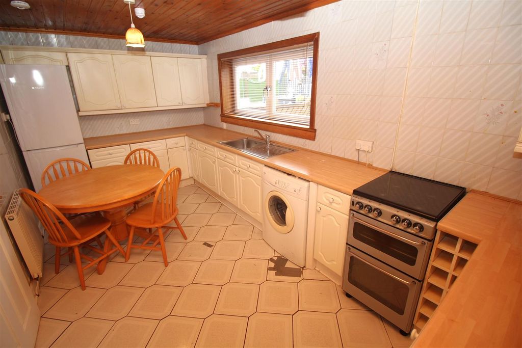Additional image 4 of 2 bed semi-detached house for saleGlamis Place, Greenock PA16