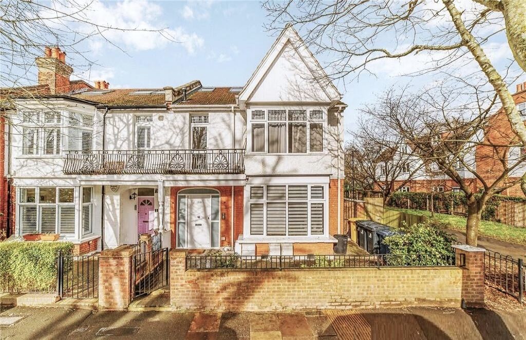 Property photo 1 of 10