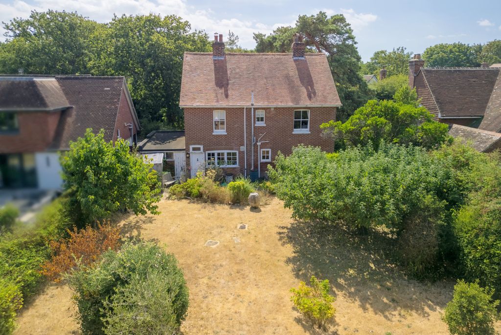 Property photo 2 of 15