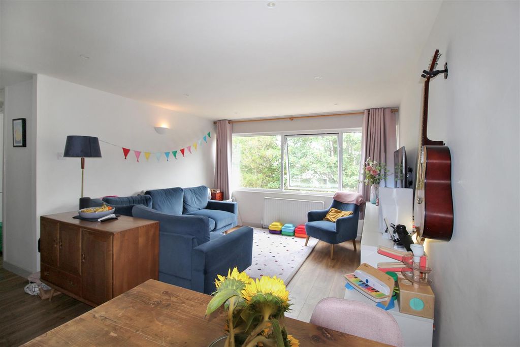 Property photo 2 of 13 Img_7546.Jpg