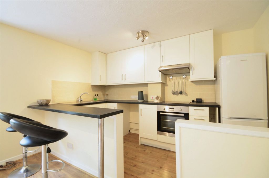 Property photo 3 of 14 Lounge/Kitchen