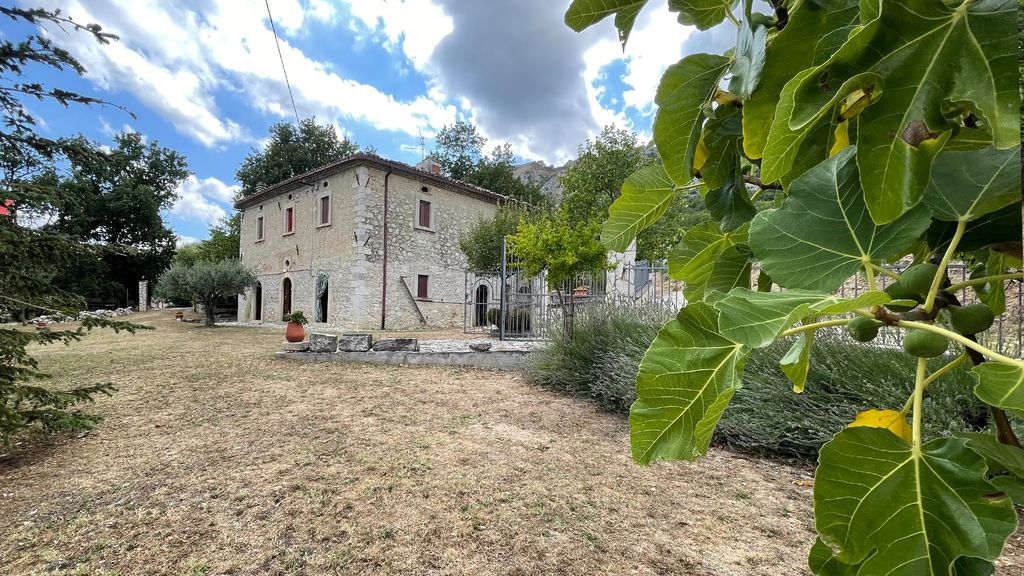 Property photo 1 of 27