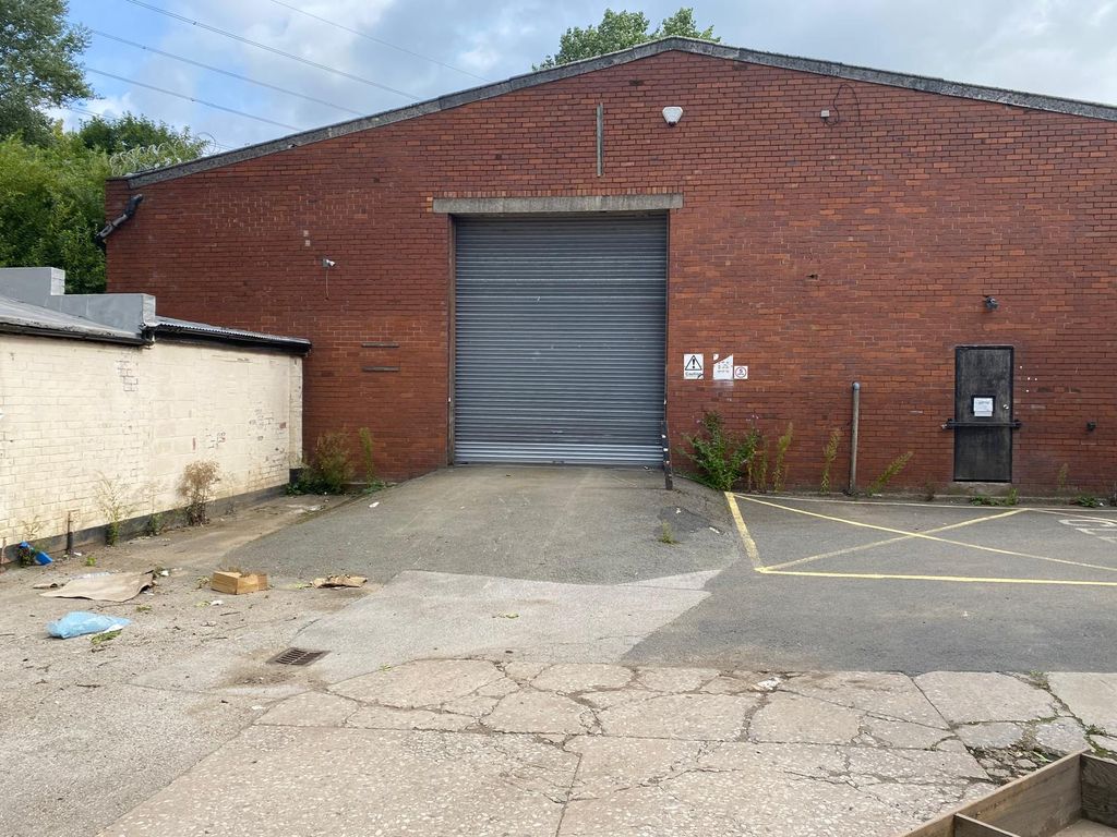 Property photo 1 of 5 Light Industrial Unit