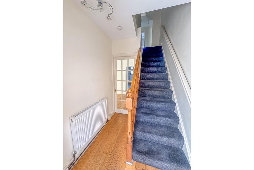 Property photo 2 of 13 4 Bridge Street (6).Jpg