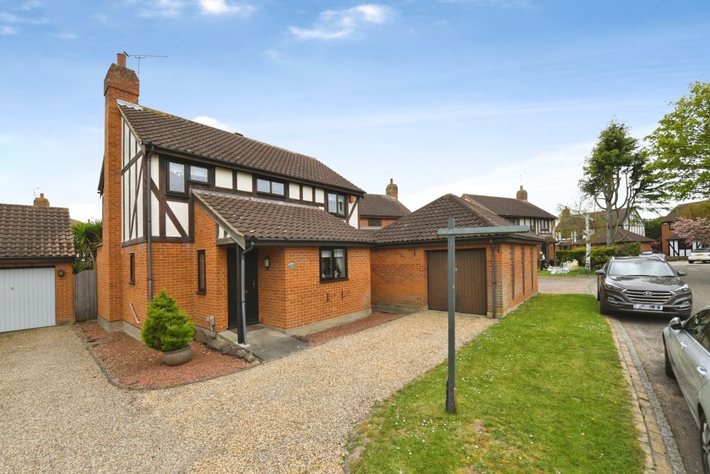 Property photo 1 of 19 Exterior