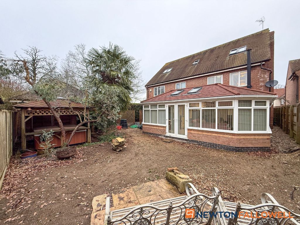 Property photo 3 of 29