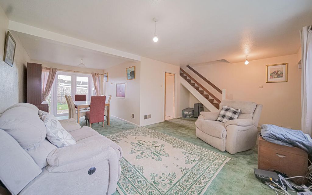 Property photo 2 of 12 P1067643.Jpg