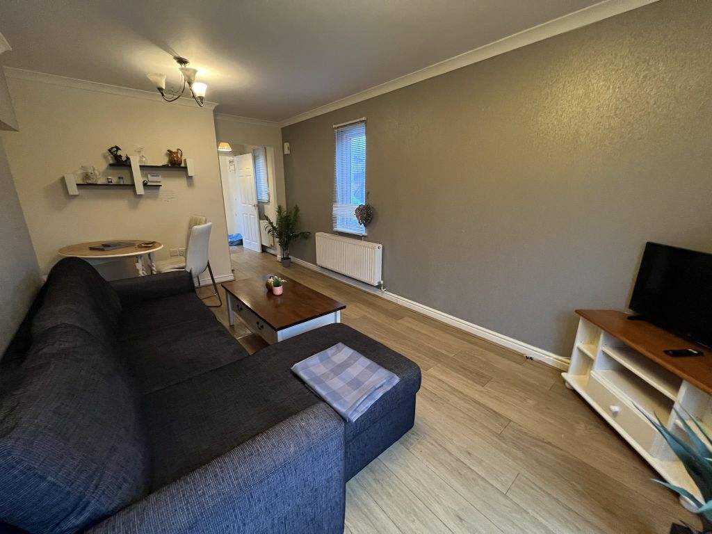 Property photo 3 of 9 Img_2461