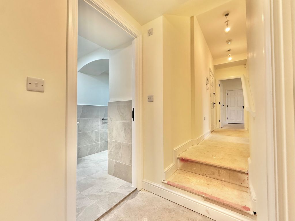 Additional image 11 of 2 bed flat for saleVicar Street, Sedgley, Dudley DY3