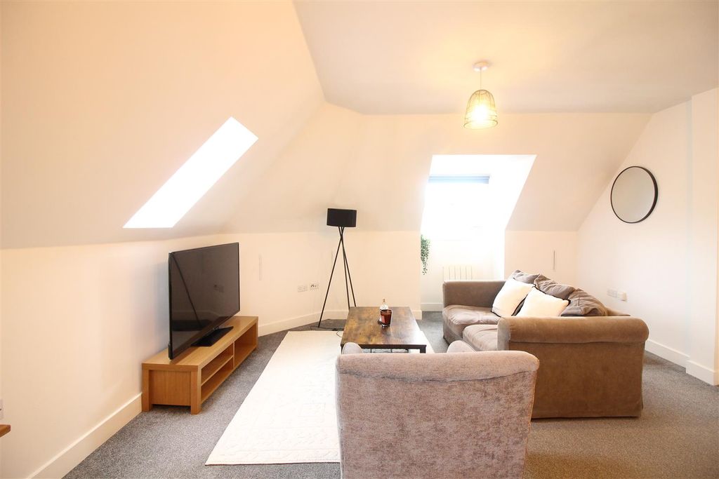 Property photo 3 of 21 Img_1785.Jpg