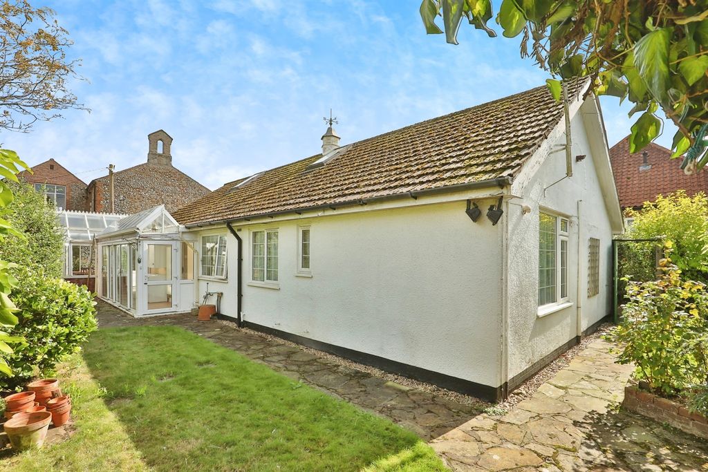 Property photo 2 of 19