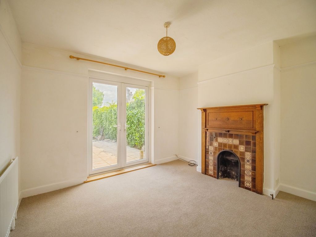 Property photo 3 of 17 Photo
